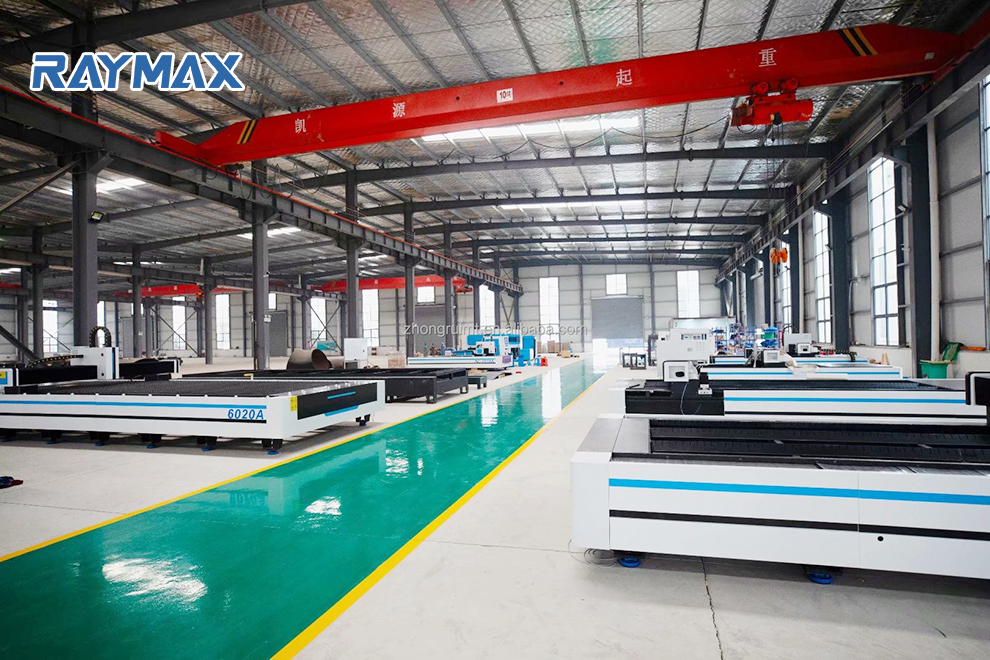 China 400w 600w goedkope plaatwerk cnc lasersnijmachine prijs