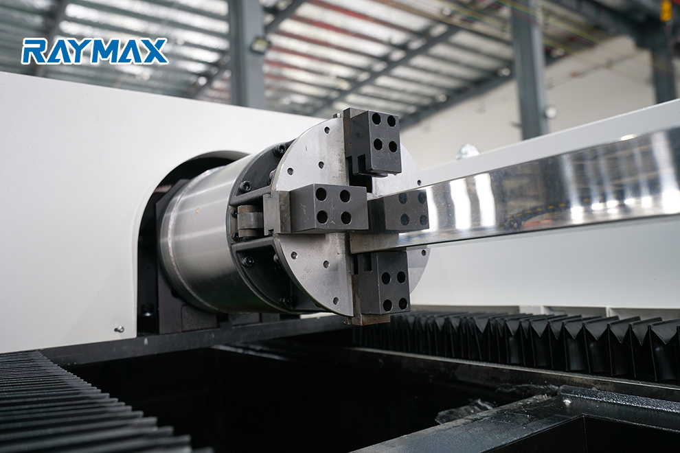Hoge kwaliteit koolstof ijzer aluminium metaal roestvrij staal snijden 1000w 1500w 2000w 3kw cnc fiber lasersnijmachine