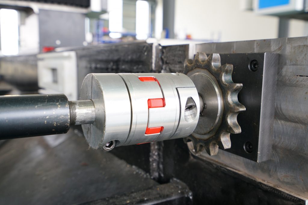 metalen cnc fiber lasersnijder lasersnijmachine voor ijzer staal aluminium koperen plaat plaat
